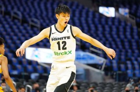 爱游戏平台体验-包含国际比赛日体能课后；布鲁克林篮网主帅复盘备战CBA季后赛；管理层满意；训练强度明显提升的词条